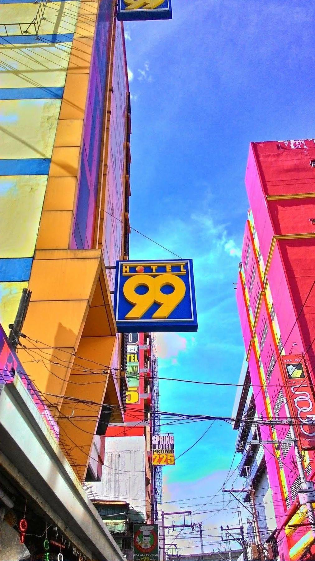 Hotel 99 Cubao Кесон-Сити Экстерьер фото